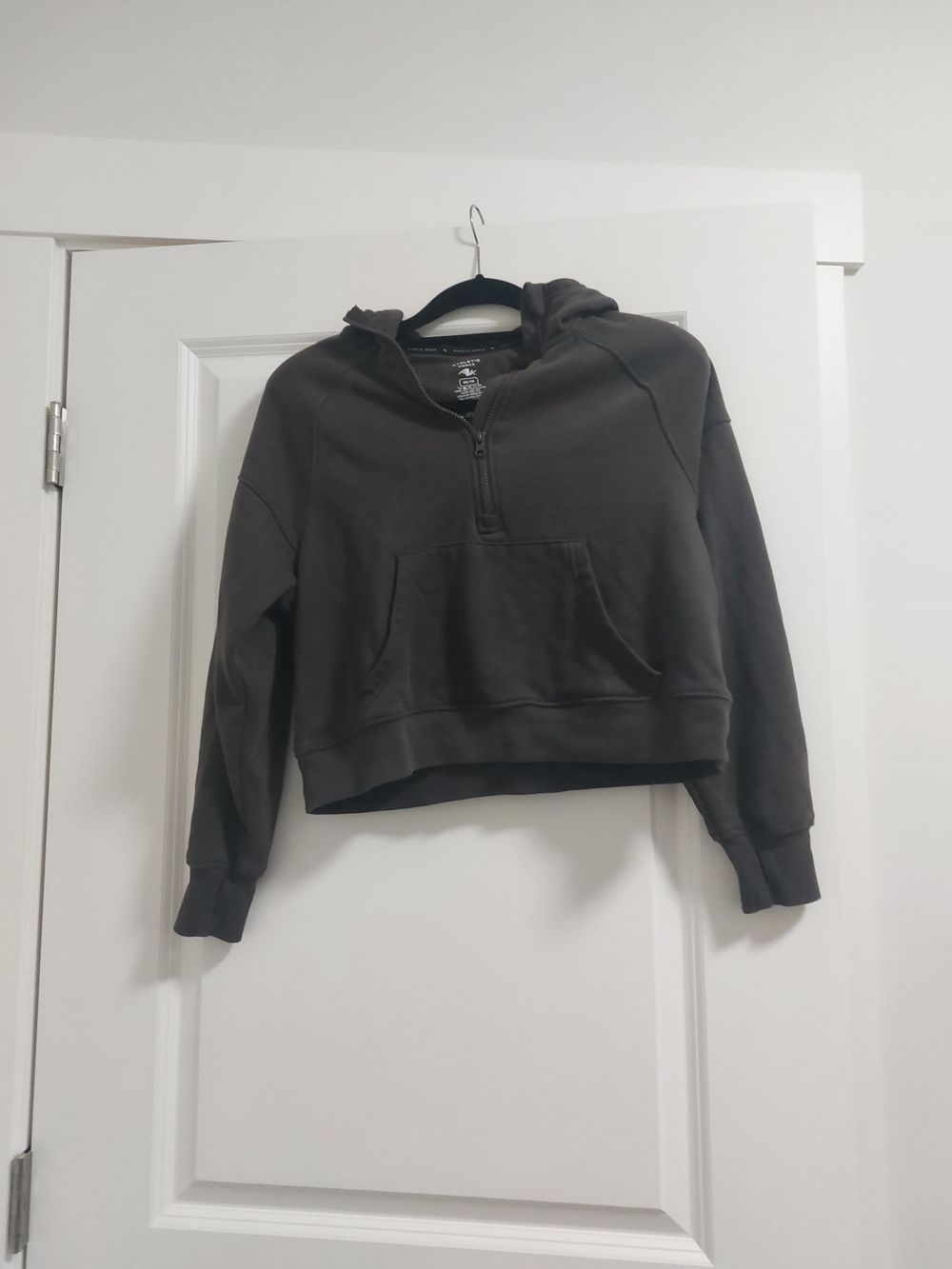 Athletic Works Cropped Half-Zip Hoodie in Dark Brown